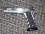 DAN WESSON CUSTOM 1911 .45 ACP PISTOL WITH FOUR MAGAZINES - 1 of 8