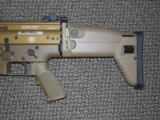 FN SCAR 17S TACTICAL .308 RIFLE IN FDE - 3 of 6