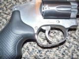 S&W MODEL 640 "PRO SERIES" .357 MAGNUM REVOLVER WITH FLUTED BARREL AND NIGHT SIGHTS - 6 of 7