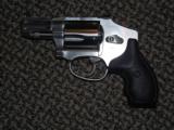 S&W MODEL 640 "PRO SERIES" .357 MAGNUM REVOLVER WITH FLUTED BARREL AND NIGHT SIGHTS - 1 of 7