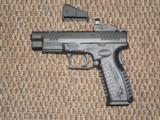 SPRINGFIELD ARMORY XDM OSP (OPTICAL SIGHT PISTOL) 9 MM WITH VORTEX VENOM SIGHT AND 18-ROUND MAGS - 1 of 6