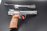 S&W MODEL 41 TARGET .22 PISTOL WITH TWO BARREL ASSEMBLIES - 6 of 8