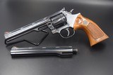 ORIGINAL DAN WESSON MODEL 15-2V REVOLVER IN .357 MAGNUM WITH TWO BARRELS AND CASE - 1 of 11