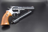 ORIGINAL DAN WESSON MODEL 15-2V REVOLVER IN .357 MAGNUM WITH TWO BARRELS AND CASE - 5 of 11