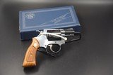 S&W MODEL 36 SQUARE BUT .38 SPECIAL REVOLVER VINTAGE 1972 IN BOX - 4 of 6