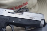SIG SAUER P-239 SAS .40 CAL PISTOL - 6 of 11