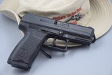 H&K MODEL P-2000 PISTOL WITH NIGHT SIGHTS IN .40 CAL. - 4 of 11