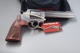 S&W MODEL 629 DELUX CLASSIC 6-1/2-INCH .44 MAGNUM REVOLVER - 9 of 11