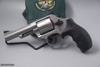 S&W MODEL 69 