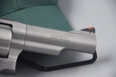 S&W MODEL 69 