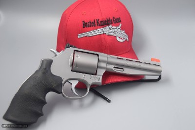 S&W MODEL 686-PLUS PERFORMANCE CENTER 5-INCH VENT-RIB UNFLUTED CYLINDER REVOLVER - Image 9 of 9