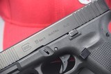 GLOCK 19 FIFTH GEN WITH FACTORY NIGHTSIGHTS AND 20-ROUND MAG... - 5 of 11