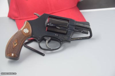 S&W MODEL 36 
