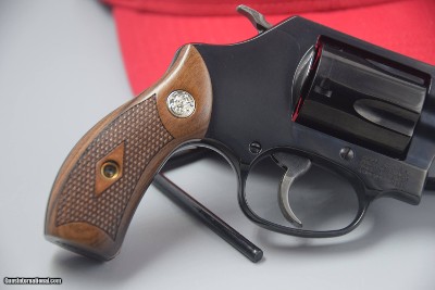 S&W MODEL 36 