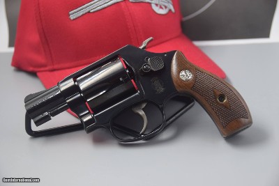 S&W MODEL 36 