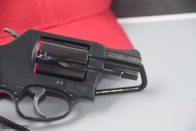 S&W MODEL 36 