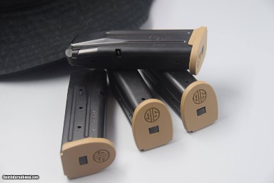 SIG SAUER MODEL 320 C or MODEL 18 MAGAZINES 9 MM WITH FDE FLOORPLATES - Image 5 of 5