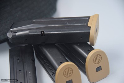 SIG SAUER MODEL 320 C or MODEL 18 MAGAZINES 9 MM WITH FDE FLOORPLATES