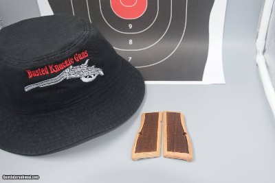 BROWNING HI-POWER AND CLONES CHECKERED GRIPS....