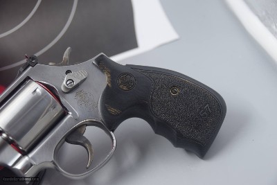 S&W MODEL 686-PLUS 