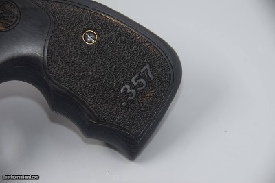 S&W MODEL 686-PLUS 