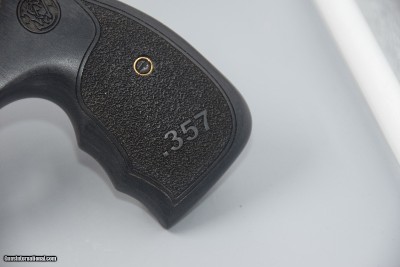 S&W MODEL 686-PLUS 