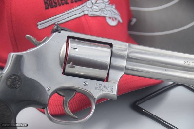 S&W MODEL 686-PLUS 
