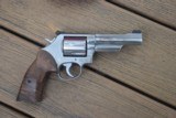S&W MODEL 686-PLUS 