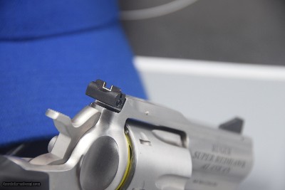 RUGER SUPER REDHAWK 