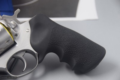 RUGER SUPER REDHAWK 