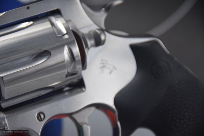 NEW COLT ANACONDA .45 COLT STAINLESS REVOLVER - Image 2 of 9