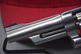 S&W MODEL 617 MOUNTAIN GIUN ion .22 LR!!!!!!!!!! - 2 of 9