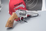S&W MODEL 617 MOUNTAIN GIUN ion .22 LR!!!!!!!!!! - 8 of 9