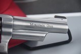 S&W MODEL 617 MOUNTAIN GIUN ion .22 LR!!!!!!!!!! - 7 of 9