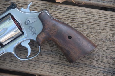 S&W MODEL 610 MOUNTAIN GUN - Image 3 of 7