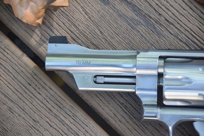 S&W MODEL 610 MOUNTAIN GUN - Image 2 of 7