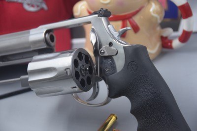 S&W MODEL 