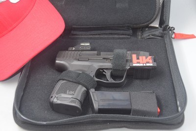 H&K MODEL CC9 PISTOL WITH FACTORY-INSTALLED HOLOSUN SIGHT - Image 4 of 12