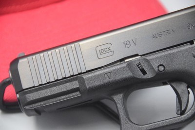 GLOCK MODEL 19 