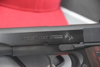 COLT 1911 Government Model Series 70 in 38 SUPER With Custom Grips.... - Image 3 of 5