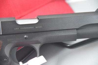 COLT 1911 Government Model Series 70 in 38 SUPER With Custom Grips.... - Image 4 of 5
