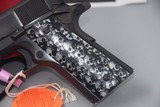 COLT 38 SUPER GOVERNMENT MODEL 1911 SERIES 70 WITH CUSTOM GRIPS.... - Image 3 of 5