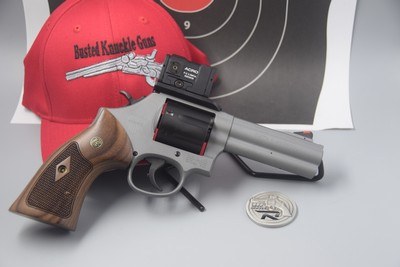 S&W 686-PLUS 