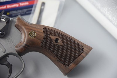 S&W 686-PLUS 