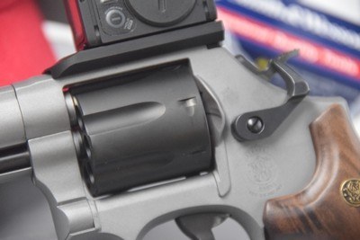 S&W 686-PLUS 