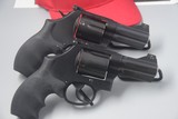COLLECTABLE PAIR OF SMITH AND WESSON 3-INCH 