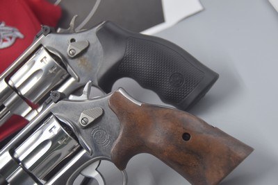 INSTANT COLLECTOR'S PACKAGE OF A PAIR OF S&W MODEL 617's - Image 3 of 7