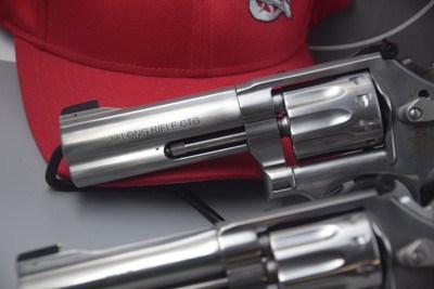 INSTANT COLLECTOR'S PACKAGE OF A PAIR OF S&W MODEL 617's - Image 5 of 7