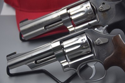 INSTANT COLLECTOR'S PACKAGE OF A PAIR OF S&W MODEL 617's - Image 4 of 7