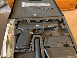 Fnh - 1 of 6